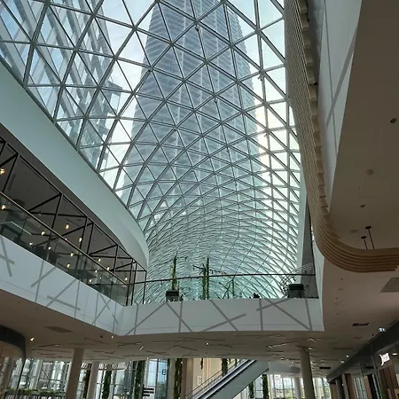 Eurovea Tower 21p Amazing View Apartamento Bratislava