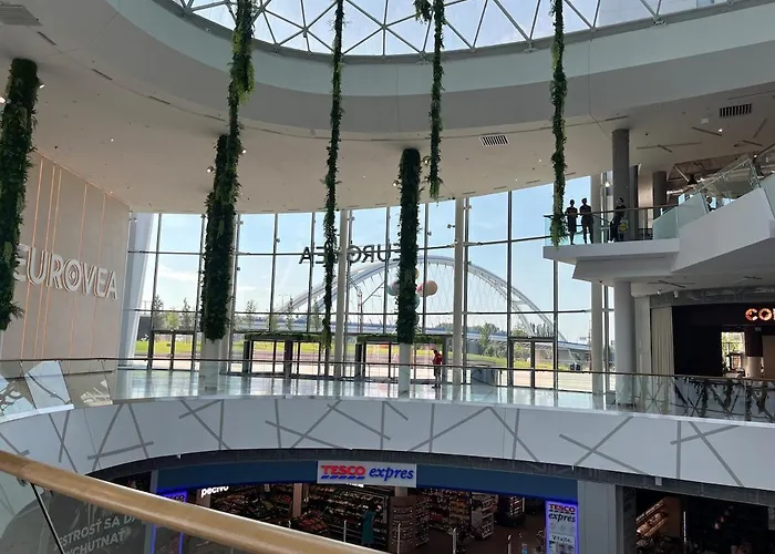 Eurovea Tower 21p Amazing View 아파트 *